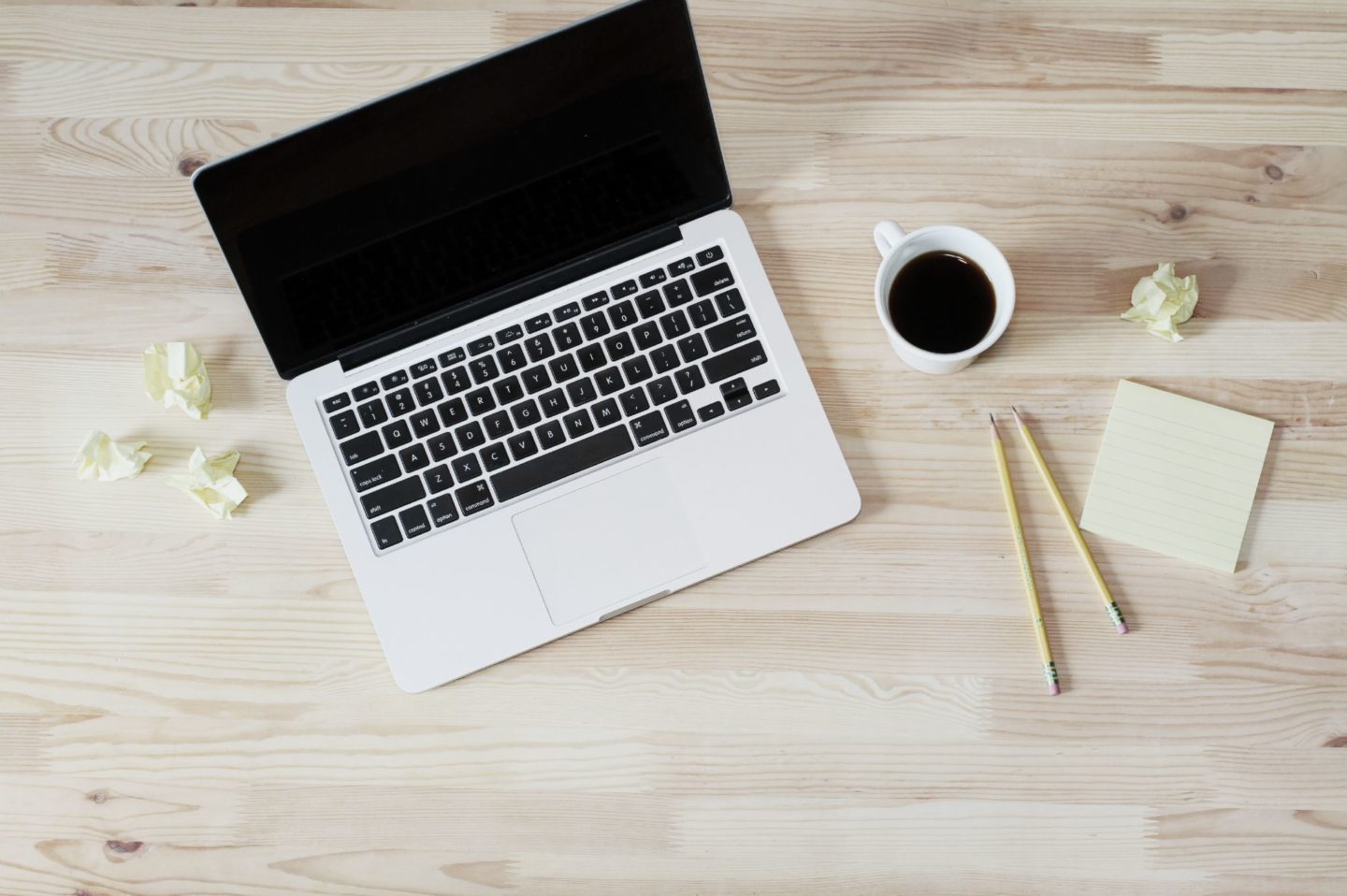 10 Honest Tips To Starting A Blog