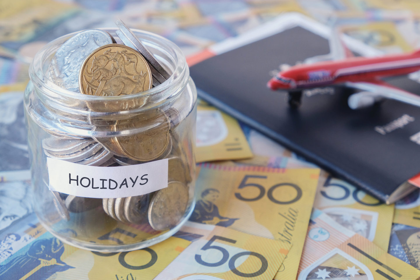 How To Budget For Your Dream Holiday + FREE SPREADSHEET